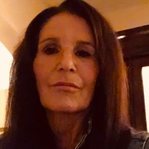 Meet your Posher, Pamela